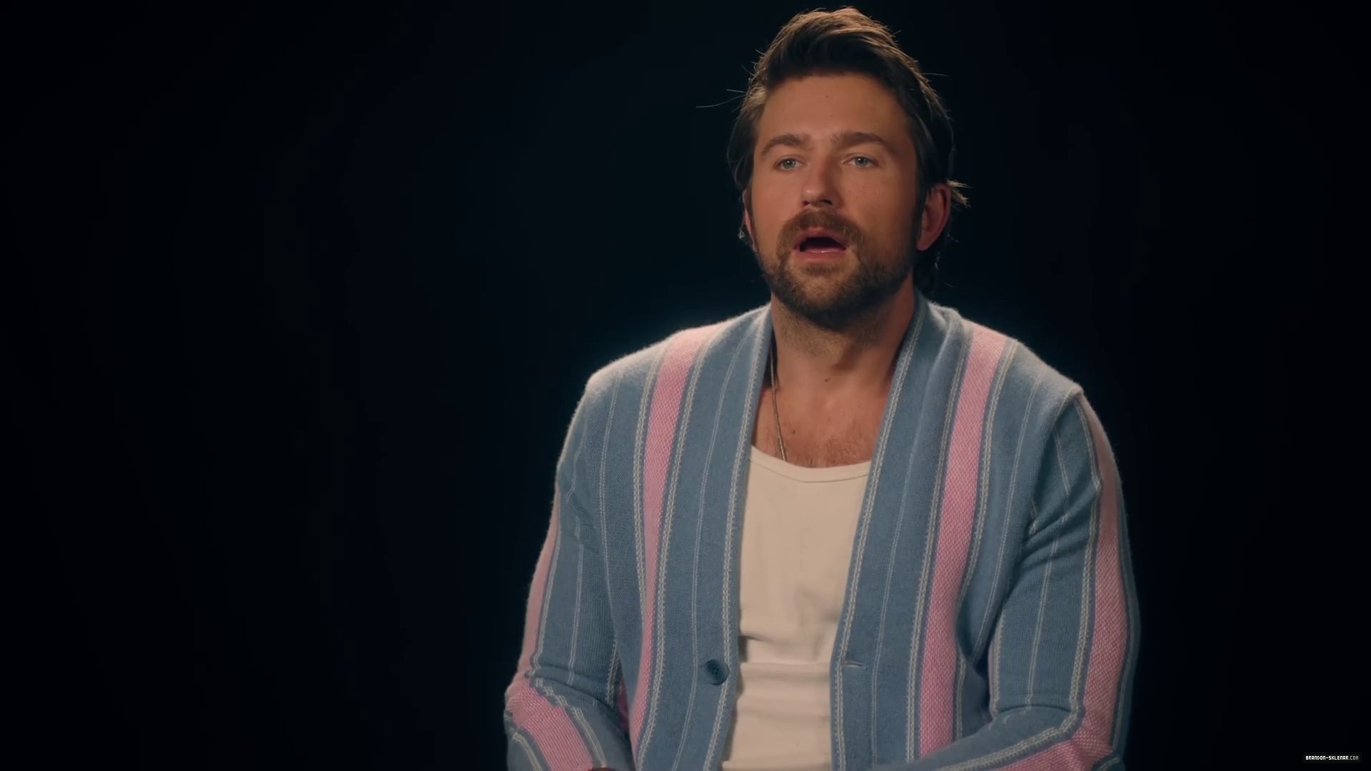 043.jpg